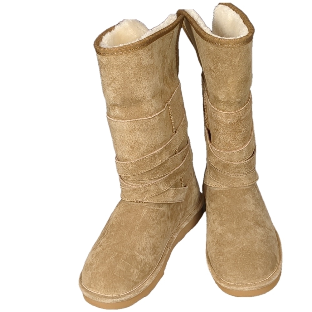 Lamo tall boots size 8